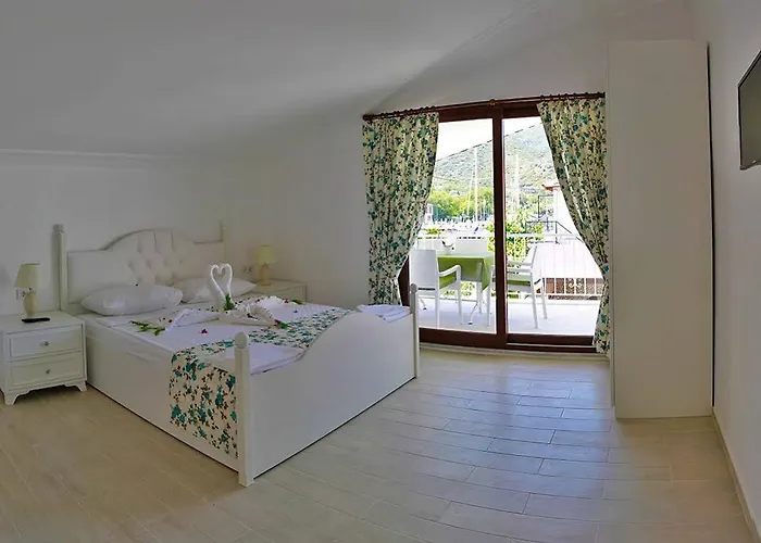 Yarimada Tatil Evi Отель 3*